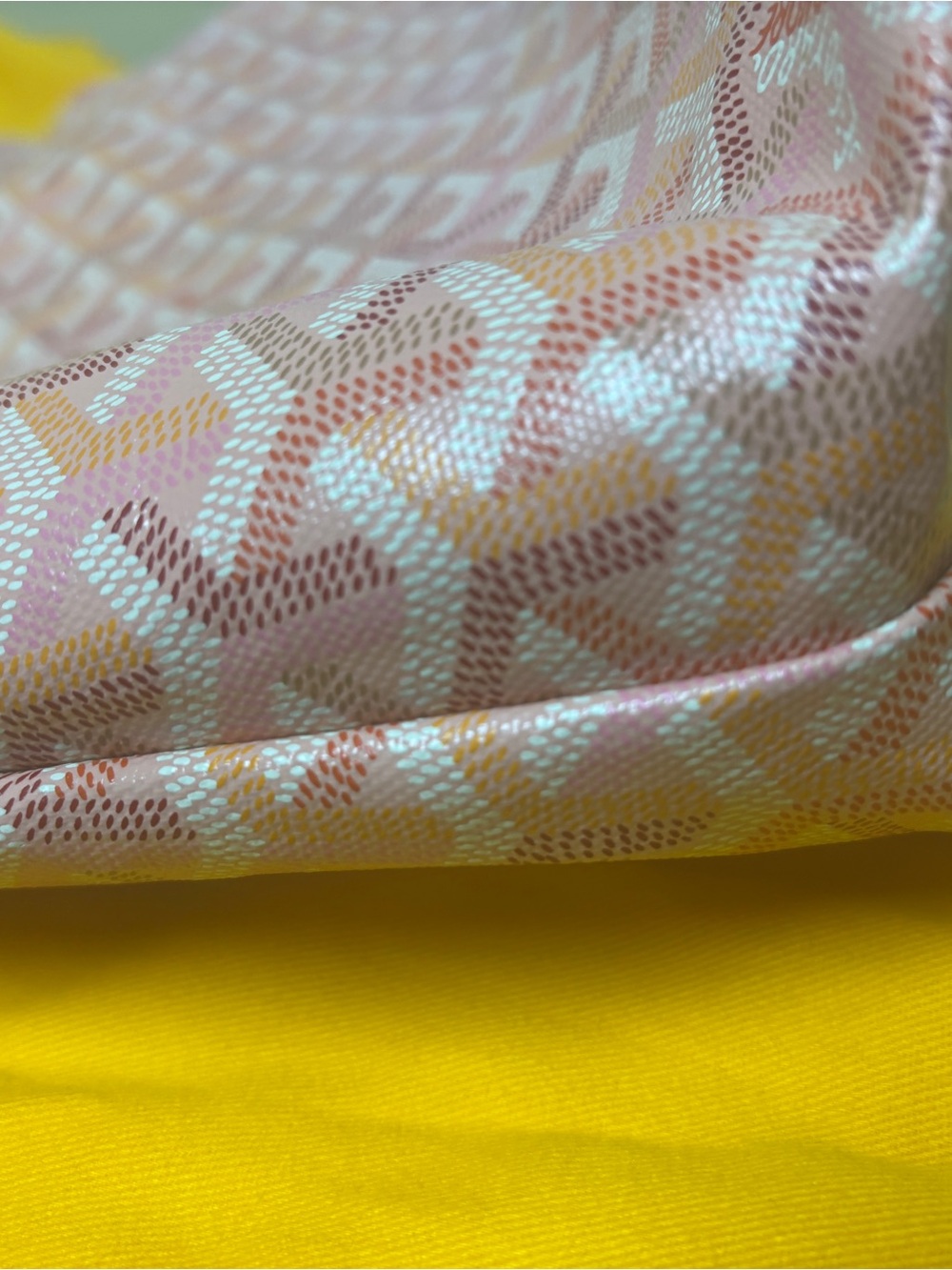 Goyard Pink Hobo 2026 - Picture 7 of 17